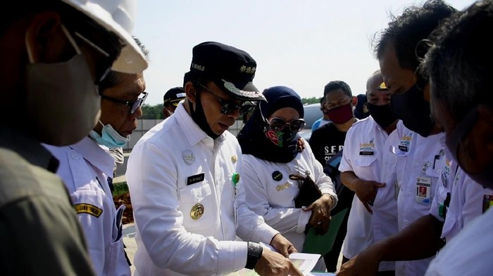 Bupati Batang Wihaji cek proyek kawasan industri Batang