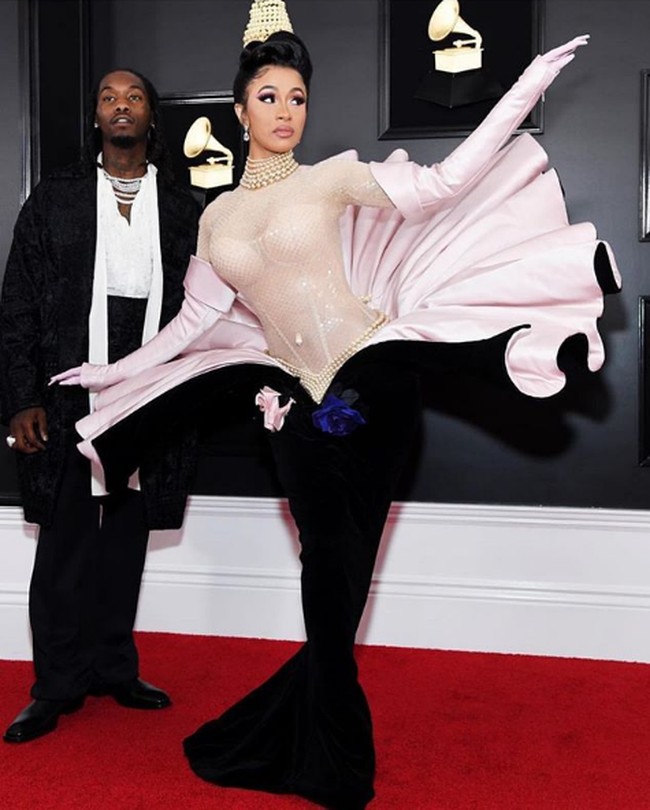 Perceraian kabarnya dipicu oleh perselingkuhan Offset pada 2018. Rapper dan produser musik itu pernah terlibat skandal video intim dengan seorang wanita. Foto: Instagram/@iamcardib