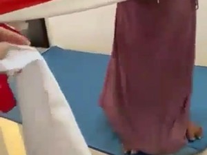 Jabar Hari Ini: Emak-emak Gunting Bendera Jadi Tersangka-5 Jalan di Bandung Buka Tutup