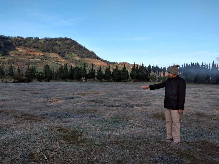 Embun es di Dieng Embun es di Dieng