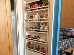 Cara Kreatif Simpan Barang Berharga Tanpa Diketahui