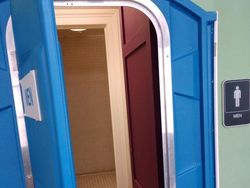 Cara Kreatif Simpan Barang Berharga Tanpa Diketahui