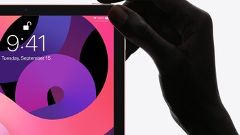 Ini lantaran tidak ada lagi tombol home. Tapi masih memiliki Face ID yang ditempatkan di tombol power. Foto: Apple