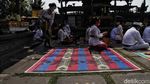 Khidmatnya Perayaan Galungan di Masa PSBB