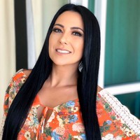 MC Rielle dijuluki sebagai wanita terseksi di Brazil oleh majalah Playboy. Baru-baru ini penyanyi dan model seksi itu jadi perbincangan setelah mengaku mengasuransikan bokongnya. Foto: Instagram @mcrielle