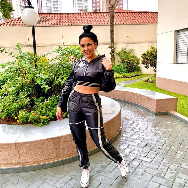 Follower-ku menyarankan agar aku melindunginya dan aku berharap untuk melakukannya setelah dokumentasi, kata MC Rielle. Foto: Instagram @mcrielle