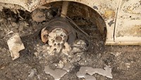 Saking panasnya, pelek mobil sampai meleleh. Rob Schumacher/Statesman-Journal via AP, Pool.