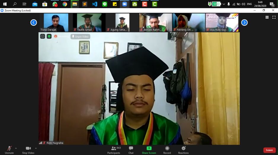 Momen kocak wisuda