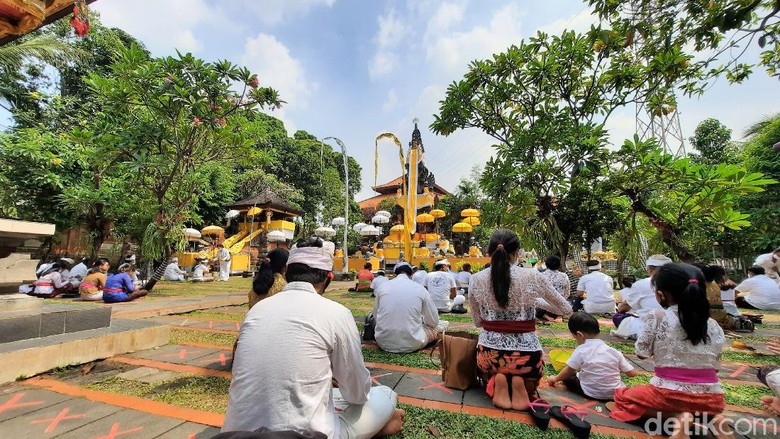 Perayaan Galungan di Jakarta Perayaan Galungan di Jakarta
