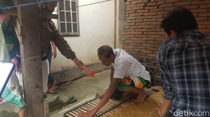 Pria di Polman menyerahkan diri usai menikan seseorang yang disebut sempat hampir membunuhnya (Abdy Febriady/detikcom)