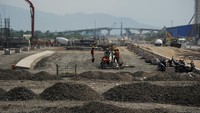 Wakil Menteri BUMN Kartika Wirjoatmodjo menyatakan proyek kereta cepat Jakarta-Bandung telah mencapai 56 persen.
