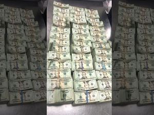 Bandara Miami Sita Uang Rp 7,2 M yang Diselundupkan Dalam Sofa