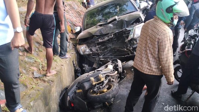 Wakil Bupati Yalimo menabrak Polwan hingga tewas.
