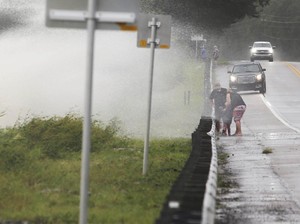 Badai Ida Mengancam, Warga Pesisir AS Mengungsi