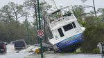 Badai Sally Terjang Alabama, Sebuah Kapal Terdampar