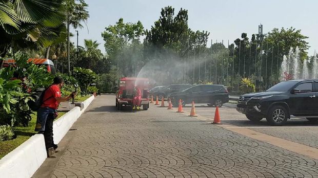 Blok G Balai Kota DKI, Balai Kota DKI, Kantor Sekda DKI, penyemprotan disinfektan di Balai Kota DKI
