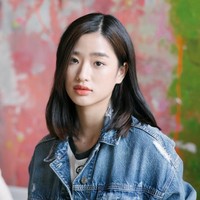 Sementara untuk pemeran tokoh utama wanita, GMM TV menunjuk aktris Tontawan. Dia akan memainkan karakter wanita sederhana tapi tangguh, yang pernah diperankan Barbi Hsu sebagai Shan Chai di versi Taiwan dan Goo Hye Sun sebagai Geum Jan Di dalam versi Korea Selatan. Foto: Instagram/@bbrightvc