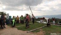 Rangkuk Alu dulunya adalah permainan yang biasa dilakukan oleh muda-muda saat bulan purnama.(Bonauli/detikcom)