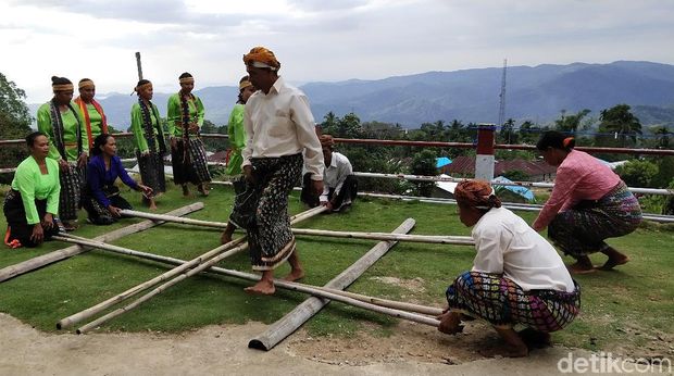 Desa Adat Liang Ndara