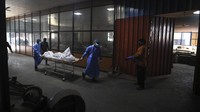 Di negara bagian besar Maharashtra, Gujarat dan Uttar Pradesh, yang juga termasuk yang paling parah terkena dampak virus, permintaan oksigen meningkat lebih dari tiga kali lipat, kata dokter dan pejabat pemerintah.