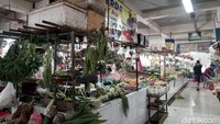 Terkait dengan penerapan PSBB secara ketat, warga di Ibu Kota pun diimbau untuk tak melakukan panic buying. Ketua Bidang Perubahan Perilaku Satuan Tugas Penanganan Covid-19 Sonny Harry B Harmadi mengatakan  pemerintah telah menyiapkan kebutuhan pangan dengan cukup baik, sehingga masyarakat tidak perlu khawatir akan kehabisan.