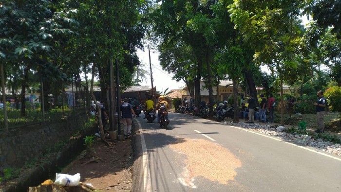 Lokasi penemuan Briptu Andry Budi Wibowo tewas di Cipayung, Jaktim.