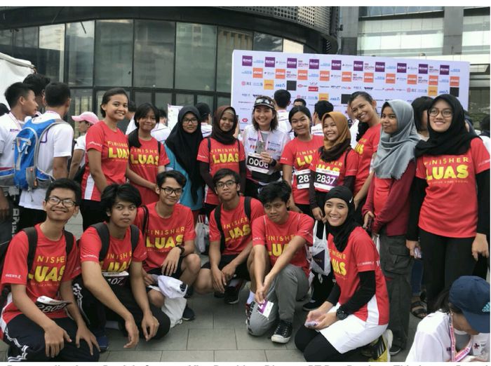 LUAS IndoRunners Program beasiswa lari ini dinamakan LUAS atau Lari untuk Amal Sosial. Program yang digagas oleh komunitas IndoRunners ini telah berhasil menukar lebih dari 3.5 juta kilometer lari menjadi dana amal sosial sekitar 1 juta dolar AS atau setara Rp 14 miliar (sekitar $1 juta).