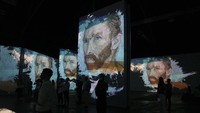 Pameran ini menerapkan konsep yang berbeda dengan mengkolaborasikan teknologi.