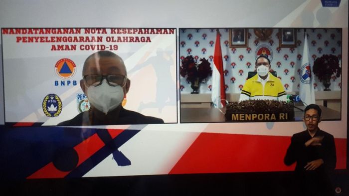 Menpora, PSSI, Perbasi, BNPB Penandatangan nota kesepahaman dan perjanjian kerja sama dalam penyelenggaraan olahraga yang aman dari COVID-19. Melibatkan Menpora Zainudin Amali, Kepala BNPB Doni Monardo, Ketua Umum PSSI Mochamad Iriawan, Ketua PB Perbasi Danny Kosasih, dan Direktur Utama IBL Junas Miradiarsyah, dan