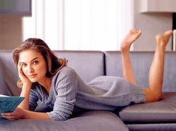 10 Wanita Tercantik di Dunia Secara Ilmiah