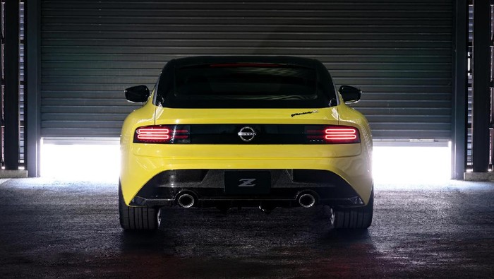 Nissan akhirnya secara perdana menampilkan model Z generasi terbaru.
