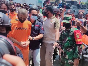 Penusuk Syekh Ali Jaber Didakwa Percobaan Pembunuhan Berencana