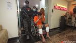Polisi Pamerkan 2 Pelaku Mutilasi Apartemen Kalibata City