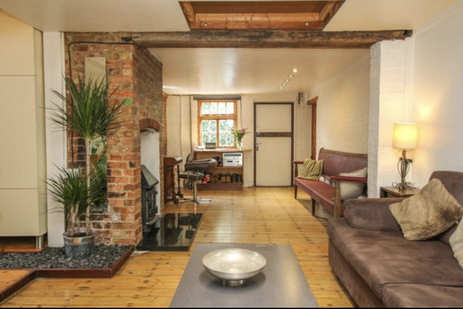 Rumah ini dijual dengan harga Rp 4,6 miliar. Tertarik membeli? Foto: dok. rightmove