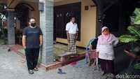 Pihak keluarga masih belum bisa memberikan keterangan. Mereka meminta untuk menunggu hasil tes DNA keluar.