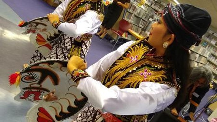 Pementasan tari Kuda Lumping di acara Cultuurspoor Best