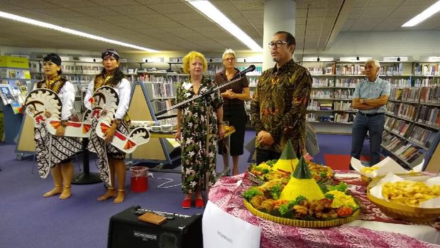 Pementasan tari Kuda Lumping di acara Cultuurspoor Best