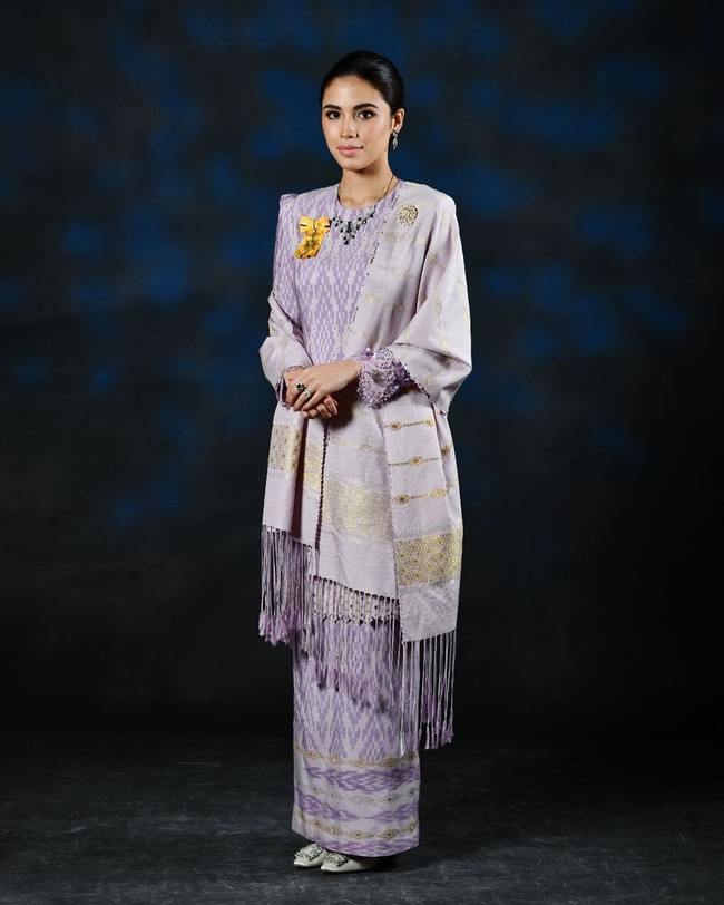 Ditunjuknya Tengku Iman tentu merupakan sebuah kehormatan bagai negaranya. Bukan tanpa alasan, Iman sendiri dikatakan pernah mengalami masalah kesehatan mental. DIlansir SCMP, wanita cantik itu sempat memiliki masalah kecemasan ketika remaja. Foto: Instagram @imanabdullah