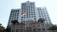 Kantor Wali Kota Jakarta Selatan ditutup sementara akibat ditemukannya kasus Corona.