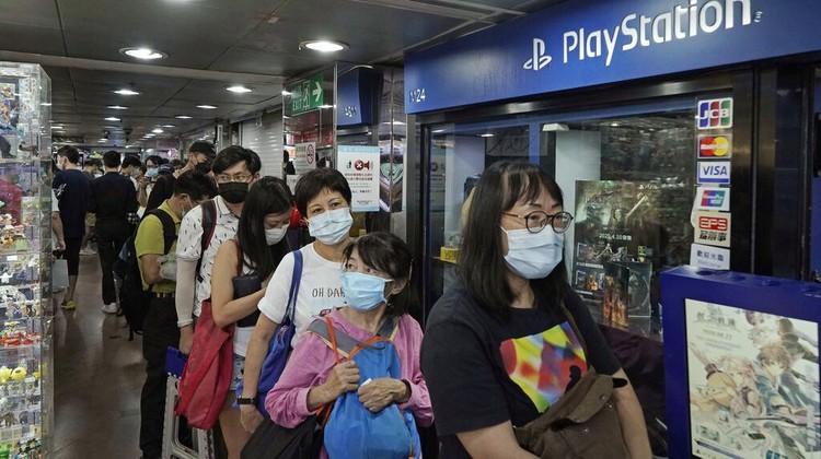 Pre-order PlaysStation 5 mulai dibuka. Warga di Hong Kong pun antusias mengantre demi mendapatkan PS5.