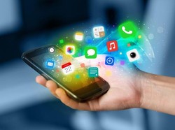 WhatsApp Cs Jadi Beban Trafik, Ini Alasan Regulasi OTT Perlu Diterbitkan