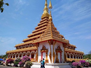 Candi-candi Buddha di Khon Kaen yang Instagramable