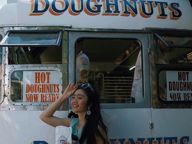 10 Momen Febby Rastanty Saat Kulineran di Luar Negeri