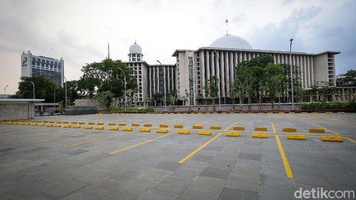 Inilah wajah teranyar Masjid Istiqlal, masjid terbesar di Asia Tenggara yang dapat menampung 200.000 jamaah usai di renovasi.