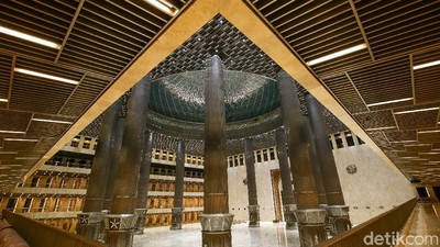 Foto Wajah Baru Istiqlal, Masjid Terbesar di Asia Tenggara