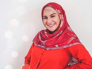 Irish Bella Tampil Tanpa Hijab di Sinetron, Ini Jawabannya
