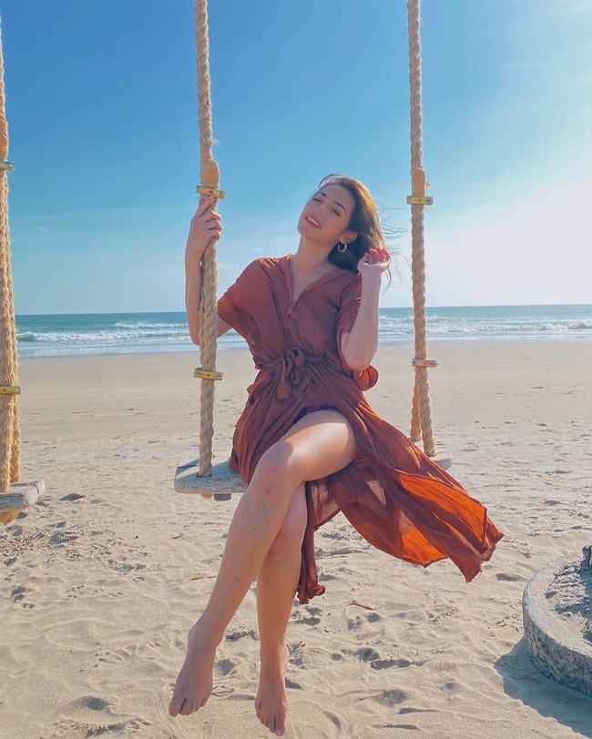 Selama tinggal di Bali, Jessica Iskandar lebih sering memamerkan momen berada di hotel atau villa mewah.  Foto: dok. Instagram