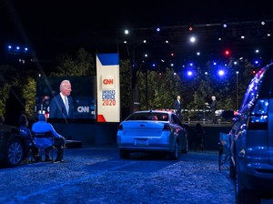 Kesal Disela Terus-terusan di Debat Capres AS, Biden Sebut Trump Badut