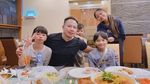 Vicky Prasetyo Bebas dari Rutan Salemba, Langsung Asyik Kulineran Bareng Keluarga