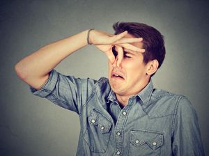 Bukan Obat, Pendeta Ini Sembuhkan Orang dengan Kentut di Hidung Pasien